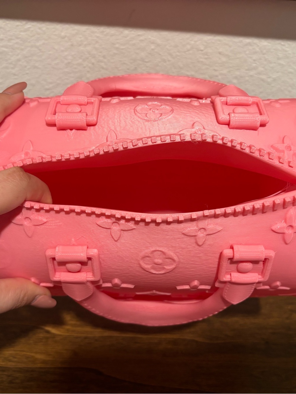 3D printed Fashion Bag Decor/Vase Pink Embossed-Bear not included-sold separate - Picture 5 of 8